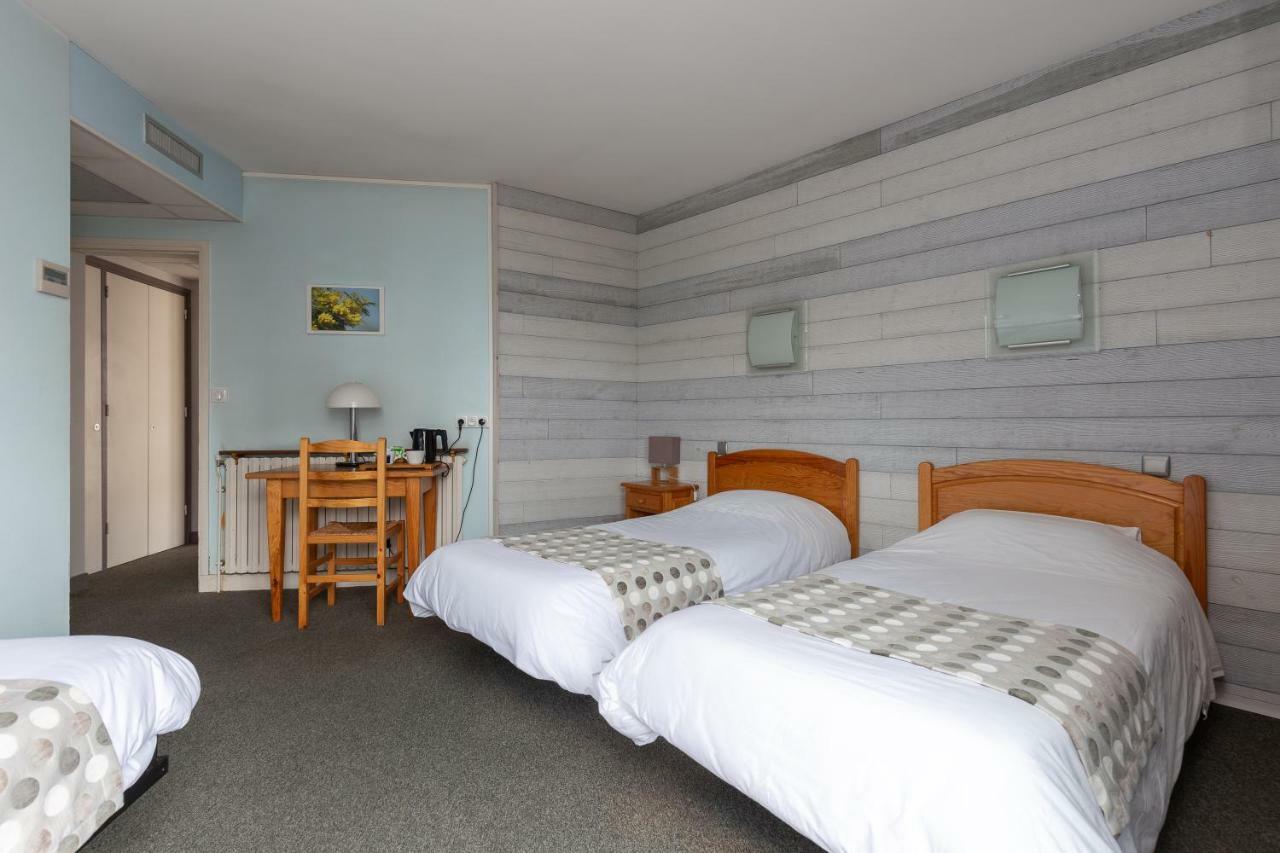 Logis Hotel Le Rond Point 소르-호스고르 외부 사진