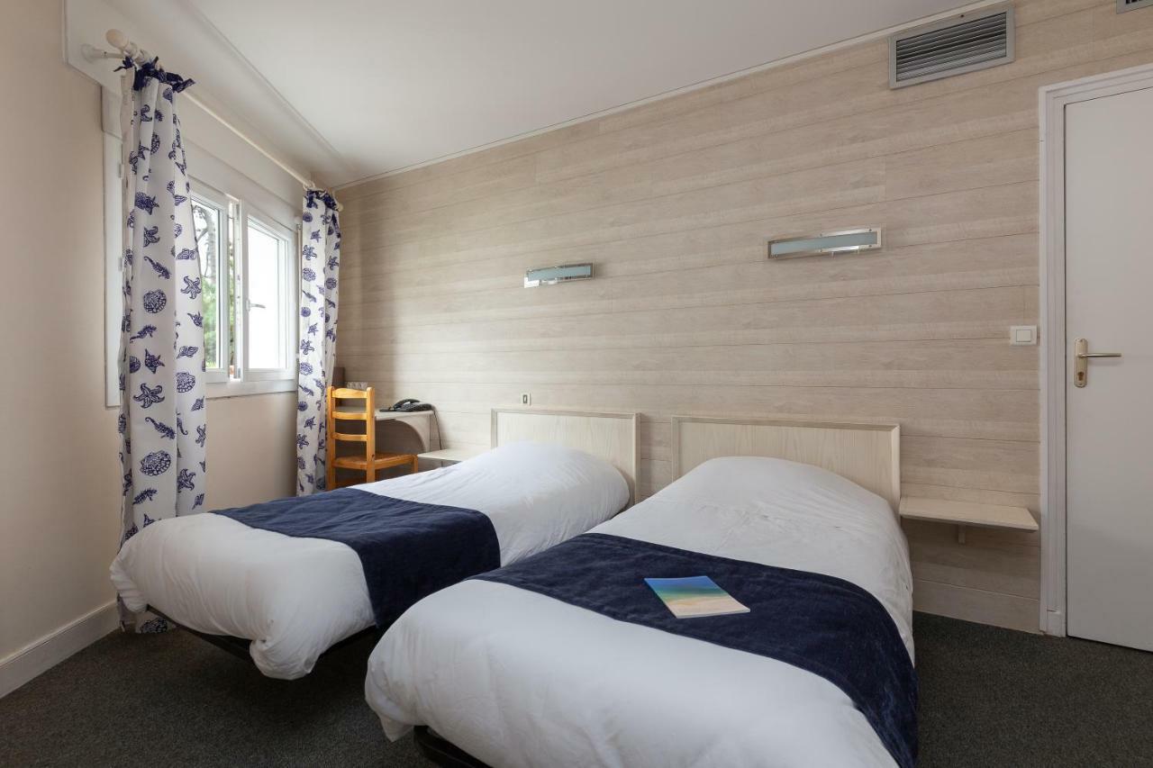 Logis Hotel Le Rond Point 소르-호스고르 외부 사진