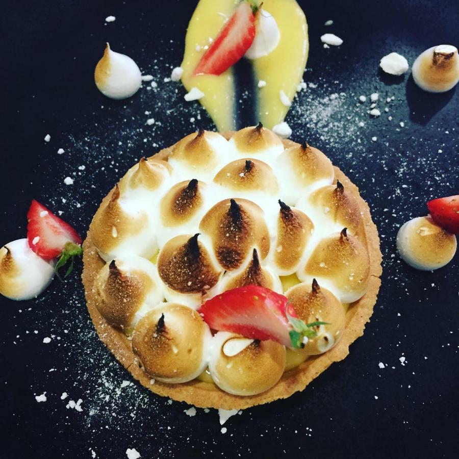 Logis Hotel Le Rond Point 소르-호스고르 외부 사진